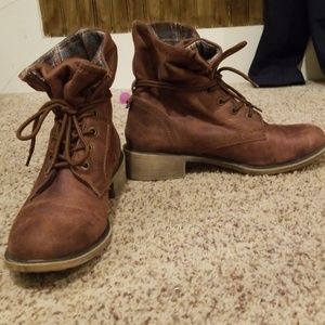 kohls hiking boots womens